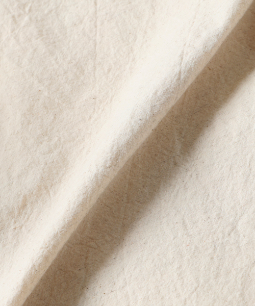 JOURNAL STANDARD J.S HOMESTEAD（ジャーナルスタンダードホームステッド）の「J.S.Homestead / バンド カラー P/O シャツ（シャツ/ブラウス・メンズ・ブラック系その他/アイボリー/カーキ・MEDIUM/LARGE）」の5枚目の写真