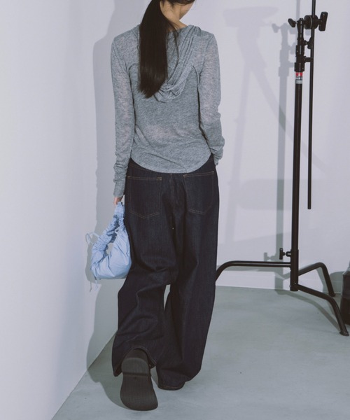 duei（デュイ）の「カーブデニムパンツ（デニムパンツ・レディース・インディゴブルー/ブラック・マルチサイズ）」の20枚目の写真