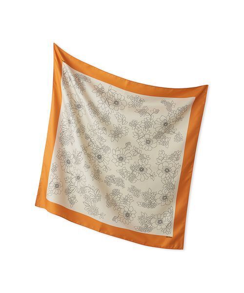 Mila Owen（ミラオーウェン）の「フラワー柄リバーシブルスカーフ（バンダナ/スカーフ・レディース・ブラウン/ボルドー/オレンジ・F）」の5枚目の写真