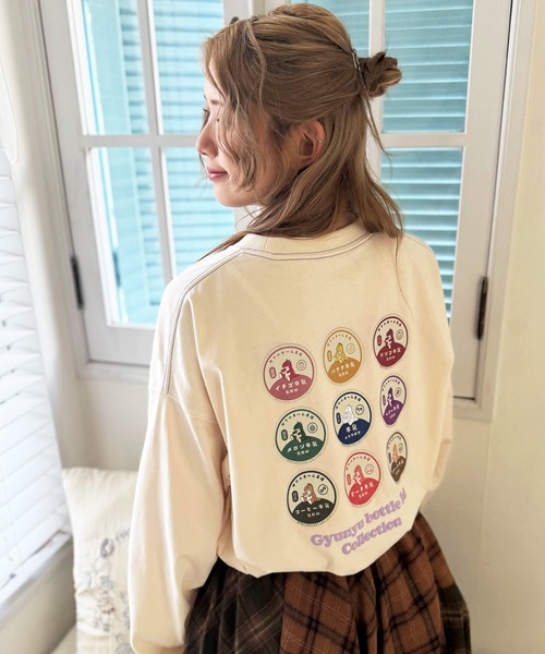 DOUBLE NAME（ダブルネーム）の「Gyunyu bottle lid BACKモチーフロンTEE/ユニセックス（Tシャツ/カットソー・レディース・オレンジ/オフホワイト/ブルー・FREE）」の5枚目の写真