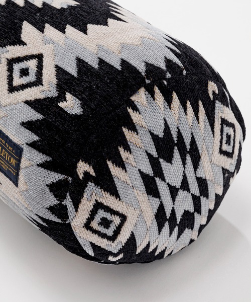 PENDLETON(ペンドルトン)の「PENDLETON/ペンドルトン ボルスタークッション(クッション/クッションカバー・レディース・ベージュ/ブラウン/ブラック・FREE)」の5枚目の写真