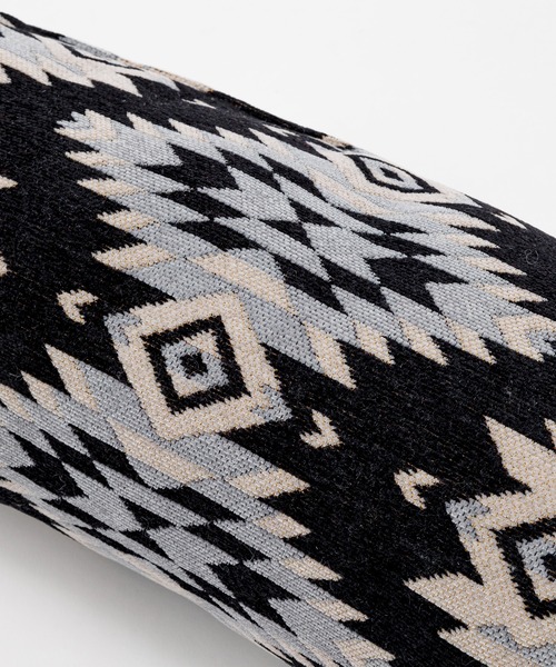 PENDLETON(ペンドルトン)の「PENDLETON/ペンドルトン ボルスタークッション(クッション/クッションカバー・レディース・ベージュ/ブラウン/ブラック・FREE)」の6枚目の写真