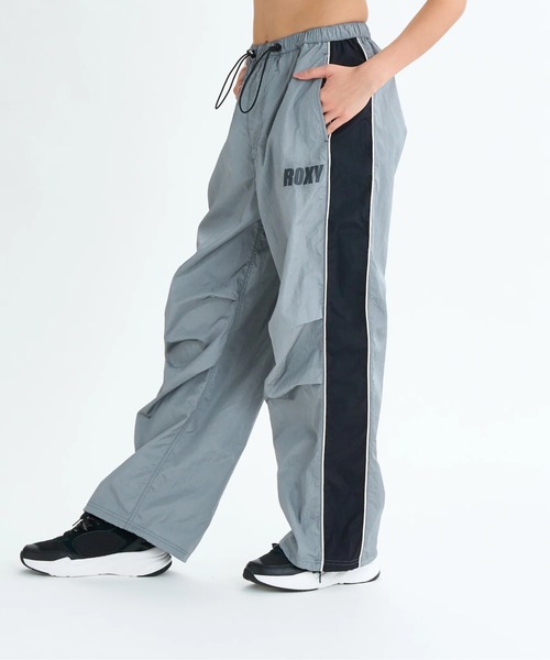 ROXY（ロキシー）の「NAIL IT PARACHUTE PA/ロキシーウエストゴム撥水加工付きドローコード付きナイロンパラシュートパンツ（その他パンツ・レディース・カーキ/ブラック/グレー・LARGE/MEDIUM）」の11枚目の写真