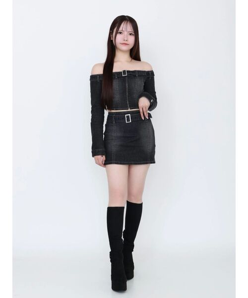 EATME(イートミー)の「ベルトオフショルデニムTOP(その他トップス・レディース・ブラウン/ブルー/ブラック・FREE)」の5枚目の写真