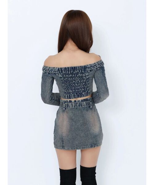 EATME(イートミー)の「ベルトオフショルデニムTOP(その他トップス・レディース・ブラウン/ブルー/ブラック・FREE)」の7枚目の写真