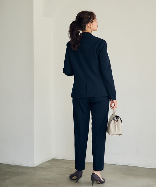 12Twelve Agenda（トゥエルブ　アジェンダ）の「ウォッシャブルハイストレッチジョーゼットテーパードパンツ（その他パンツ・レディース・チャコールグレー/ベージュ/ネイビー・M/S）」の8枚目の写真