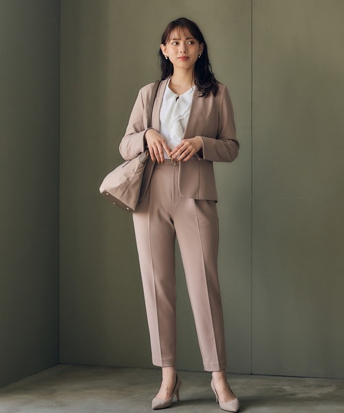 12Twelve Agenda（トゥエルブ　アジェンダ）の「ウォッシャブルハイストレッチジョーゼットテーパードパンツ（その他パンツ・レディース・チャコールグレー/ベージュ/ネイビー・M/S）」の12枚目の写真