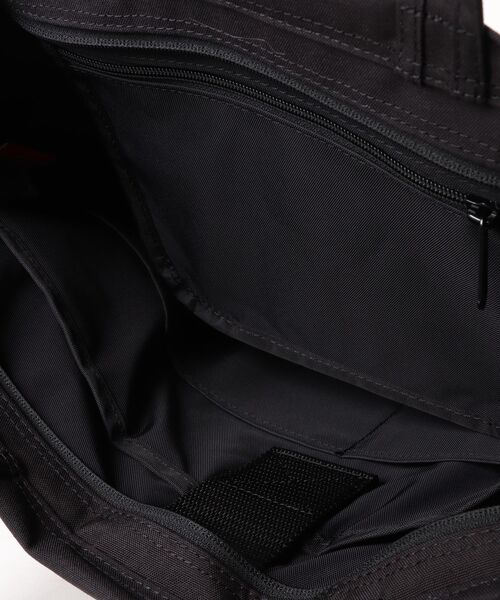 Manhattan Portage(マンハッタンポーテージ)の「TOMPKINS TOTE BAG (MD) 500D CORDURA SESAME ST(トートバッグ・レディース・ブラック・MEDIUM)」の15枚目の写真