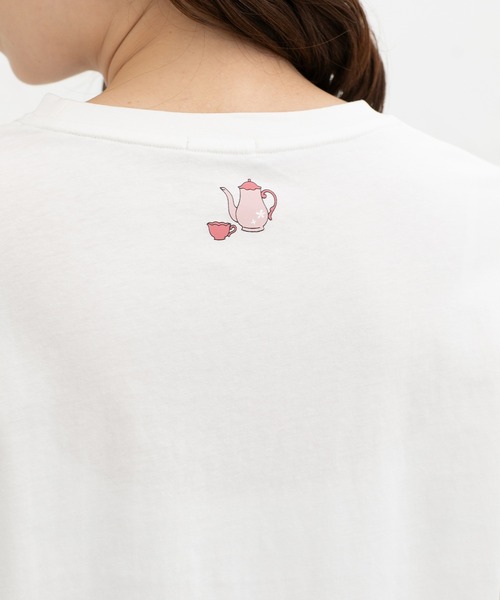 Honeys(ハニーズ)の「モチーフ刺繍Tシャツ(Tシャツ/カットソー・レディース・スミクロ/ミント/ブラウン/ベージュ/オフホワイト・L/S/M/SS)」の11枚目の写真