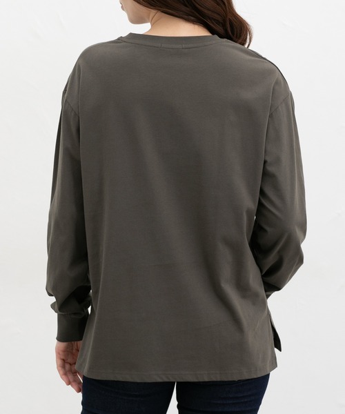 Honeys(ハニーズ)の「モチーフ刺繍Tシャツ(Tシャツ/カットソー・レディース・スミクロ/ミント/ブラウン/ベージュ/オフホワイト・L/S/M/SS)」の14枚目の写真