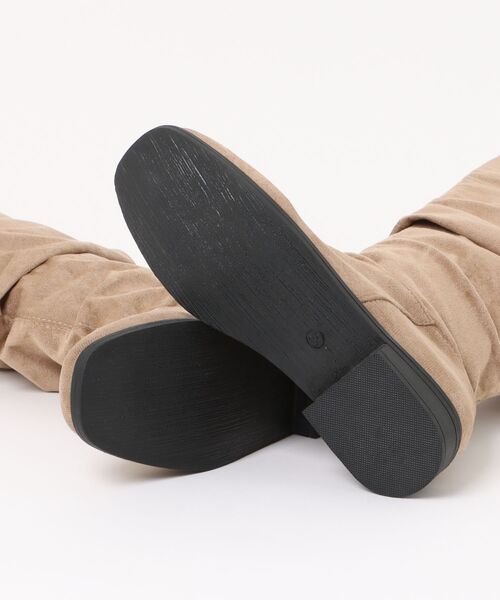 Ritzy（リッツィー）の「フェイクスウェード くしゅくしゅ ロングブーツ（ブーツ・レディース・ベージュ/ブラック・25/24.5/24/23.5/23）」の9枚目の写真