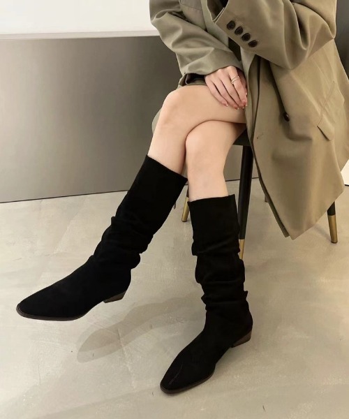 Ritzy（リッツィー）の「フェイクスウェード くしゅくしゅ ロングブーツ（ブーツ・レディース・ベージュ/ブラック・25/24.5/24/23.5/23）」の3枚目の写真