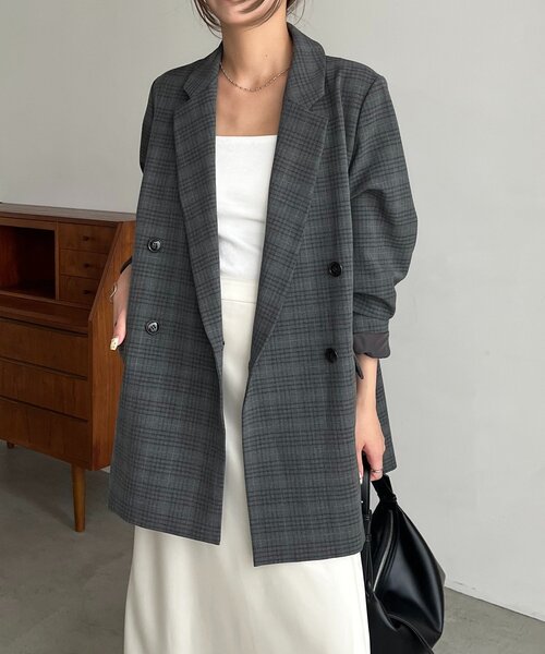 CAPRICIEUX LE'MAGE（カプリシューレマージュ）の「Wテーラージャケット（テーラードジャケット・レディース・グレイッシュベージュ/ブラック/ブラウン/グレー・FREE）」の5枚目の写真