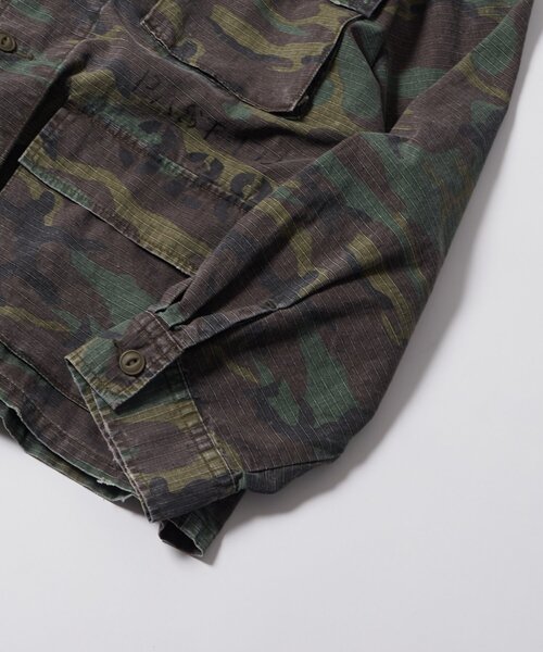 WHO'S WHO gallery(フーズフーギャラリー)の「FromVintage ファティーグジャケット(ミリタリージャケット・メンズ・グリーン/カーキ・FREE)」の19枚目の写真