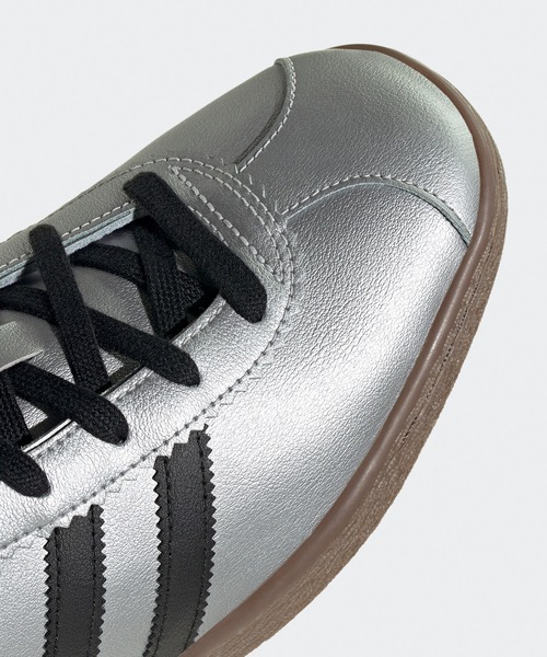 adidas(アディダス)の「adidas/アディダス STADT スリーストライプ ロープロスニーカー 秋 秋服 2026年秋冬(スニーカー・メンズ・ダークブラウン/ブラック/シルバー・28/27.5/27/26.5/26/24.5/24/23.5/23/25/25.5)」の18枚目の写真