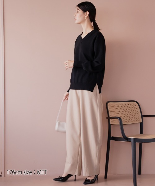 slattgir(スラットジール)の「高身長 スウェットライクニットVネックプルオーバー(トールサイズ)(ニット/セーター・レディース・オートミール/ライトブルー/ブラック/ネイビー・TM/TL/TLL/T3L/T4L/T5L)」の8枚目の写真