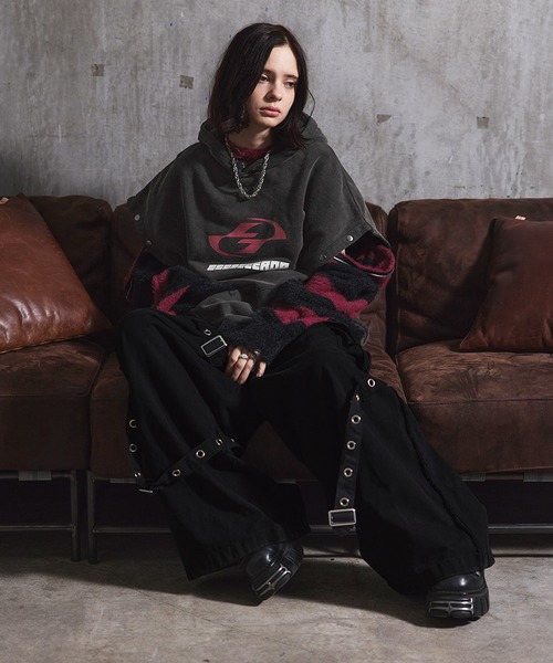 ERAR（エラー）の「【ERAR】ヴィンテージライクスプレー加工ベルトデザインギミックデニムカーゴパンツ（デニムパンツ・メンズ・ブラック/グレー・M/S/XL/L）」の6枚目の写真