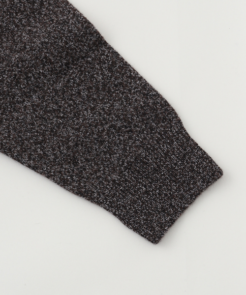 SEEALL(シーオール)の「SEEALL / シーオール DEEP V SWEATERYAK WOOL(ニット/セーター・メンズ・チョコ・FREE)」の4枚目の写真