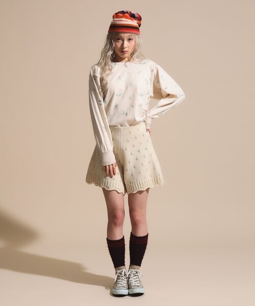 BEAMS COUTURE(ビームスクチュール)の「アイレット ニット ショートパンツ(その他パンツ・レディース・ブラウン系その他3/オフホワイト・ONE SIZE)」の5枚目の写真