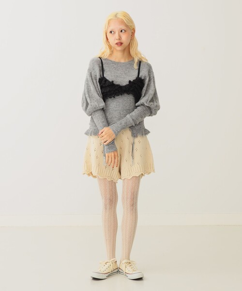 BEAMS COUTURE(ビームスクチュール)の「アイレット ニット ショートパンツ(その他パンツ・レディース・ブラウン系その他3/オフホワイト・ONE SIZE)」の8枚目の写真