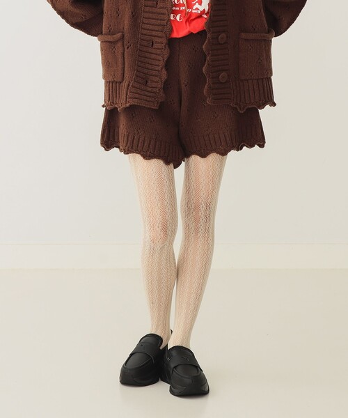 BEAMS COUTURE(ビームスクチュール)の「アイレット ニット ショートパンツ(その他パンツ・レディース・ブラウン系その他3/オフホワイト・ONE SIZE)」の15枚目の写真