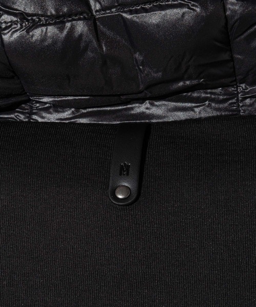 Mackage（マッカージュ）の「Mackage MCK FRANK-R Hooded Ready To Wear Jacket マッカージュ ダウンジャケット（ダウンジャケット/コート・メンズ・ブラック/ネイビー・MEDIUM/LARGE）」の12枚目の写真