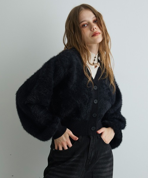 Mirette（ミレット）の「フェイクファーカーディガンジャケット / Faux Fur Cardigan Jacket（カーディガン/ボレロ・レディース・ブラック/グレー・FREE）」の4枚目の写真