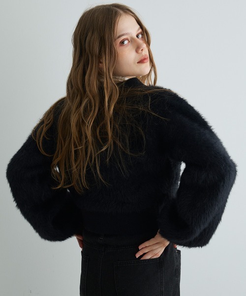 Mirette（ミレット）の「フェイクファーカーディガンジャケット / Faux Fur Cardigan Jacket（カーディガン/ボレロ・レディース・ブラック/グレー・FREE）」の8枚目の写真