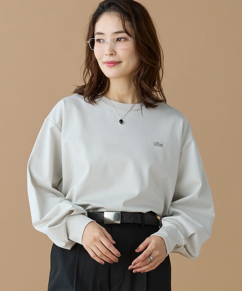 LACOSTE（ラコステ）の「【オンライン限定】LACOSTE バルーンスリーブ サイドスリット オーバーサイズTシャツ（Tシャツ/カットソー・レディース・ホワイト/グレイッシュベージュ/ブラック・FREE）」の6枚目の写真