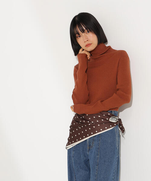 N.（N. Natural Beauty Basic）（エヌエヌナチュラルビューティーベーシック）の「ベーシックタートルネックニット（ニット/セーター・レディース・キャメル/イエロー/ターコイズブルー/オフホワイト・MEDIUM）」の4枚目の写真