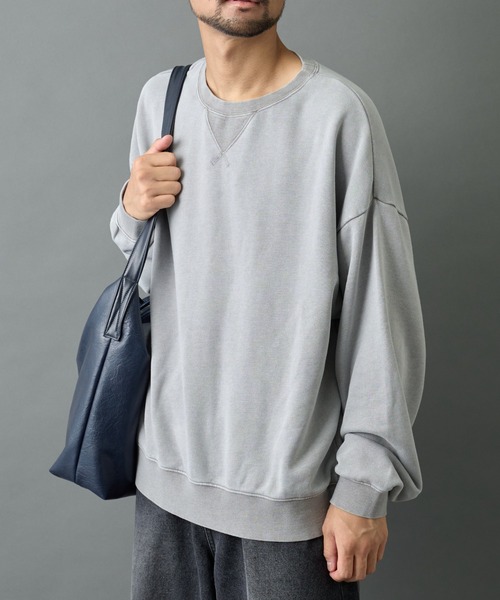 COLONY 2139（コロニートゥーワンスリーナイン）の「パウダー加工スウェットクルーネック（スウェット・メンズ・バーガンディー/ブラック/グレー・LARGE/MEDIUM）」の8枚目の写真