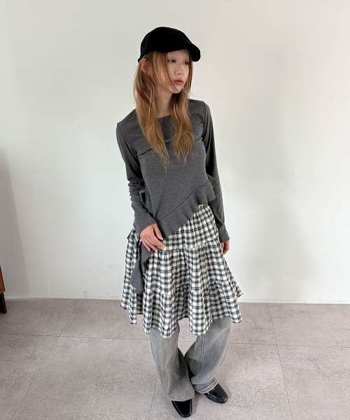 4INT.（フォイント）の「ヴィンテージ グレイ ウォッシング ストレート セミ ワイドデニム パンツ（デニムパンツ・レディース・グレー・S/M/L）」の10枚目の写真