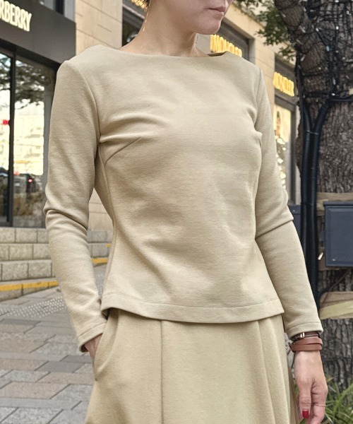 美バストライン裏起毛カットソー（Tシャツ/カットソー）｜JENNE