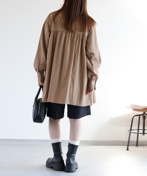 cepo（セポ）の「フリルチュニックシャツ（チュニック・レディース・オリーブ/オフホワイト/ベージュ・M）」の7枚目の写真