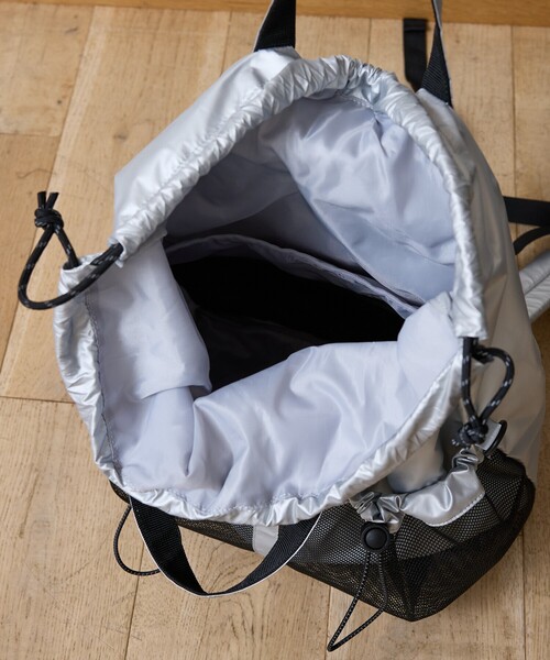 Dickies(ディッキーズ)の「【Dickies / ディッキーズ】SL3WAY MP DS SACK/合成皮革/ユニセックス【WEB限定】(バックパック/リュック・メンズ・アイボリー/シルバー/ブラック・フリー)」の11枚目の写真
