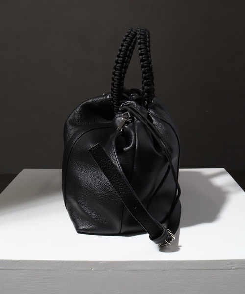 welise（ウェライズ）の「【welise×ADAMPATEK】-ミディアム- リアルレザー 2wayショルダードローストリングバッグ/巾着バッグ（ショルダーバッグ・メンズ・ブラック・FREE）」の3枚目の写真