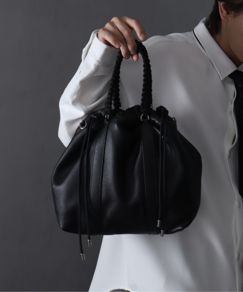 welise（ウェライズ）の「【welise×ADAMPATEK】-ミディアム- リアルレザー 2wayショルダードローストリングバッグ/巾着バッグ（ショルダーバッグ・メンズ・ブラック・FREE）」の13枚目の写真