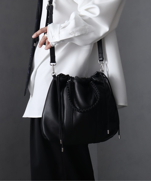 welise（ウェライズ）の「【welise×ADAMPATEK】-ミディアム- リアルレザー 2wayショルダードローストリングバッグ/巾着バッグ（ショルダーバッグ・メンズ・ブラック・FREE）」の15枚目の写真