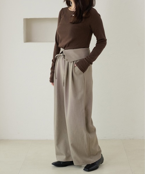 apres jour clair(アプレジュールクレア)の「【apres jour clair】ラップデザインタックパンツ(その他パンツ・レディース・グレイッシュベージュ/ダークブラウン/ブラウン系その他/ブラック・MEDIUM/SMALL/LARGE)」の19枚目の写真