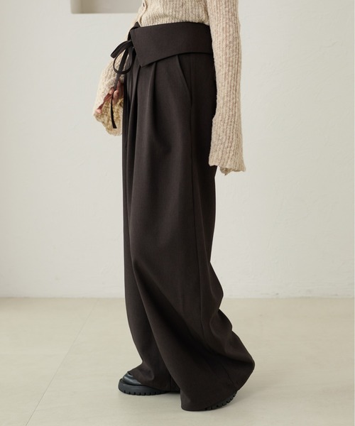 apres jour clair(アプレジュールクレア)の「【apres jour clair】ラップデザインタックパンツ(その他パンツ・レディース・グレイッシュベージュ/ダークブラウン/ブラウン系その他/ブラック・MEDIUM/SMALL/LARGE)」の6枚目の写真