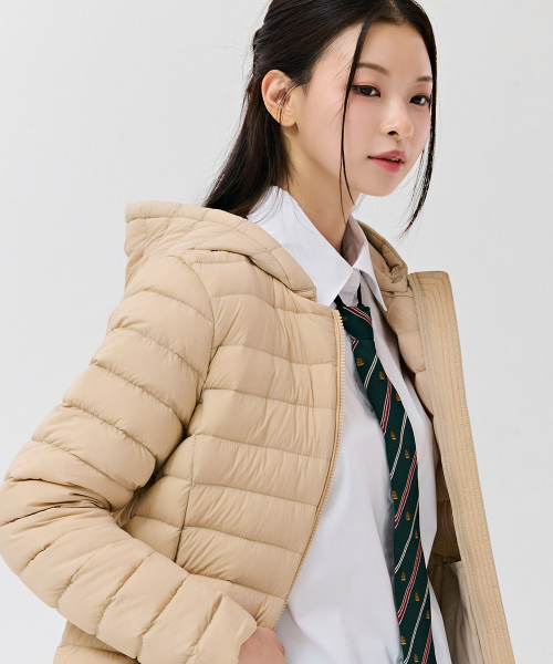 CHASECULT(チェイスカルト)の「女性 軽量ダウン ミドル キルティング ジャンパー-DFZG4753C0X(ダウンジャケット/コート・レディース・Beige・90/85/95)」の3枚目の写真