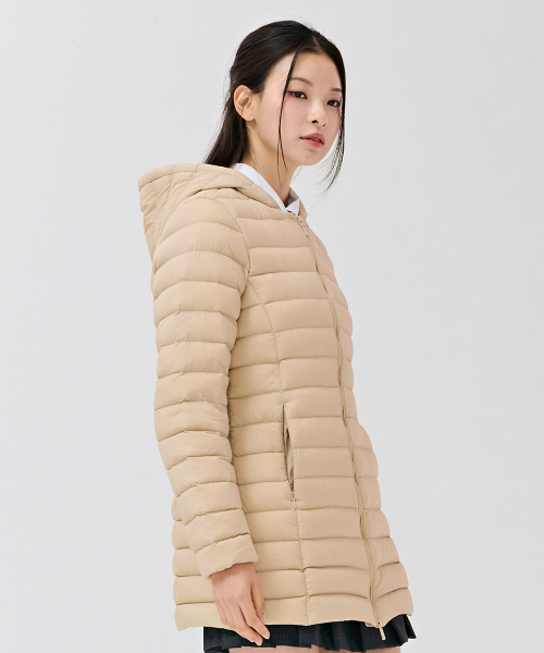 CHASECULT(チェイスカルト)の「女性 軽量ダウン ミドル キルティング ジャンパー-DFZG4753C0X(ダウンジャケット/コート・レディース・Beige・90/85/95)」の5枚目の写真