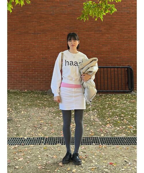 SINOON（シヌーン）の「DENIM MINI SKIRT (OFF WHITE)（スカート・レディース・アイボリー・MEDIUM/SMALL）」の6枚目の写真