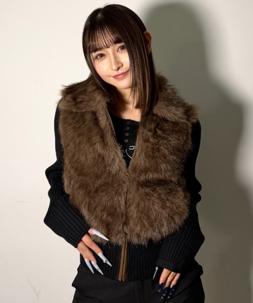 .KOM(ドットコム)の「A'GEM/9 × .kom 『.kom/ドットケーオーエム』【Y2K】フェイクファー×切替ニット(ニット/セーター・レディース・ブラック/ホワイト・FREE)」の3枚目の写真