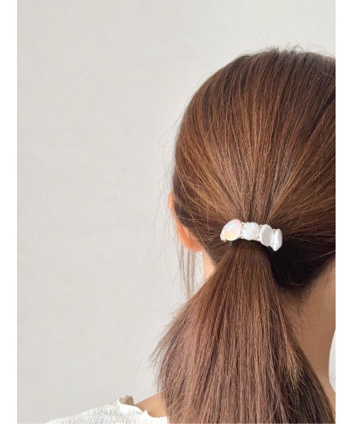 tone（トーン）の「【SOARM】淡水パールのポニーフック(MA)（その他ヘアアクセサリー・レディース・ゴールド・FREE）」の5枚目の写真