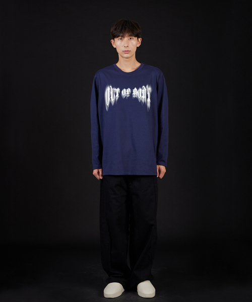 ASTRAL PROJECTION(アストラルプロジェクション)の「アウトオブボディオーバーサイズロングスリーブTシャツ_ネイビー(Tシャツ/カットソー・メンズ・その他・LARGE/MEDIUM/X-LARGE/XX-LARGE)」の6枚目の写真