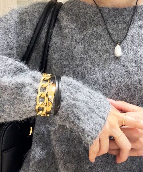 le.coeur blanc（ルクールブラン）の「O レザーバングル（バングル/リストバンド・レディース・ブラウン/ブラック・FREE）」の3枚目の写真