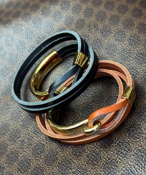 le.coeur blanc（ルクールブラン）の「O レザーバングル（バングル/リストバンド・レディース・ブラウン/ブラック・FREE）」の9枚目の写真