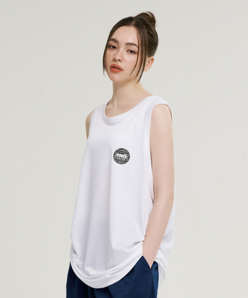 LAZYBEE(レイジービー)の「マッスルメッシュジャージオーバーサイズWノースリーブタンクトップホワイト(Tシャツ/カットソー・レディース・その他・FREE)」の3枚目の写真