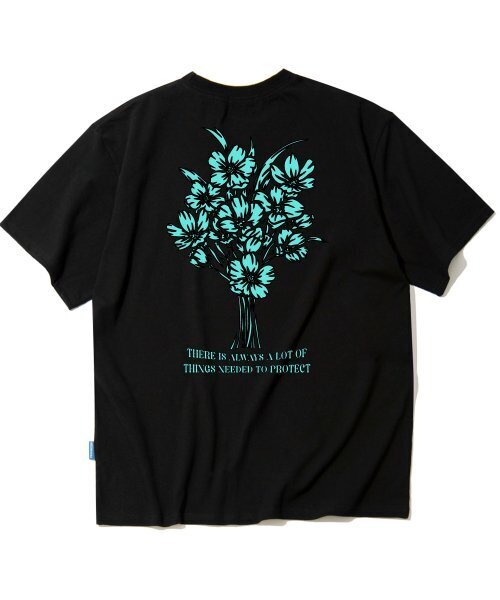 TRIPSHION(トリップション)の「フラワーバンドルグラフィックTシャツ - ブラック(Tシャツ/カットソー・メンズ・その他・LARGE/MEDIUM/X-LARGE)」の1枚目の写真
